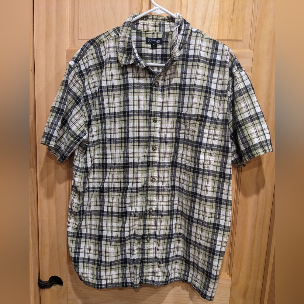 St. John's Bay Men's XL Plaid shirt sleeve T-shirt